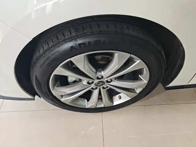 Toyota Sienna — Фото автомобиля 22