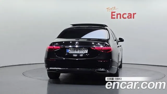 Mercedes-Benz S-Class — Фото автомобиля 4
