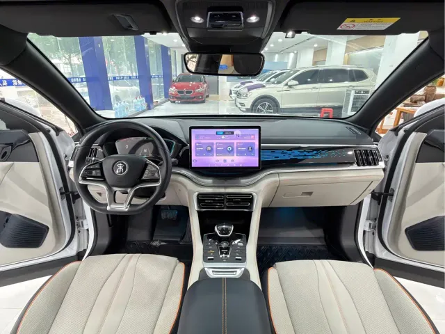 BYD Song PLUS — Фото автомобиля 5