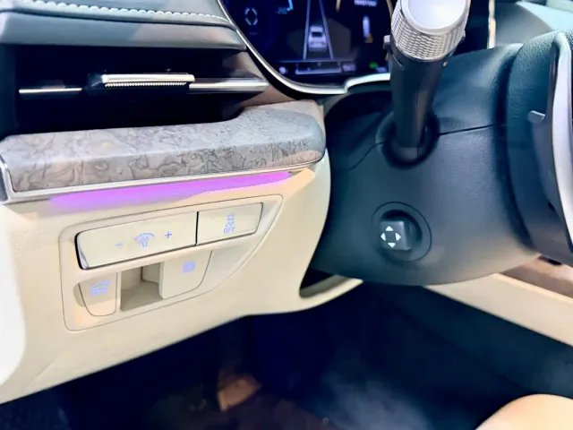 Genesis Pure Electric G80 — Фото автомобиля 8