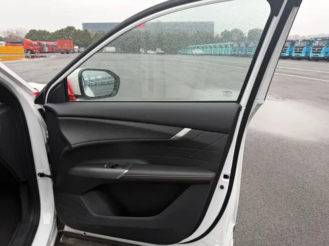 Changan CS75 Plus — Фото автомобиля 10