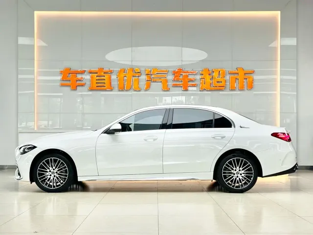 Mercedes-Benz C-Class — Фото автомобиля 4