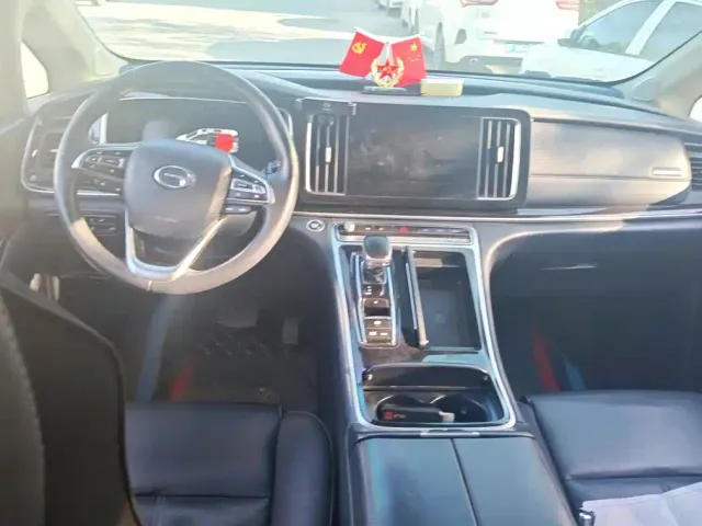 GAC Trumpchi M8 — Фото автомобиля 12