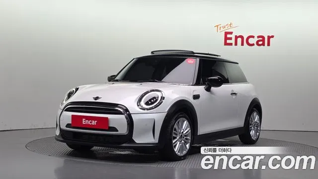 Mini Cooper Cooper Classic Plus Launch Pack — Фото автомобиля 4