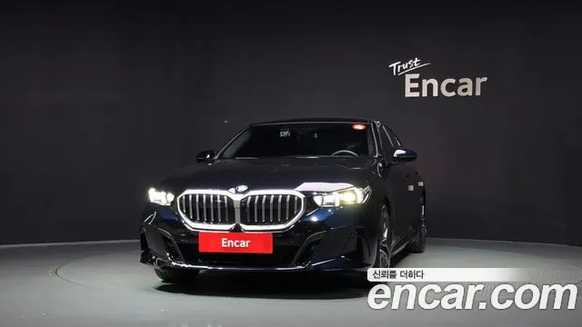 BMW 5 Series G60 — Фото автомобиля 3