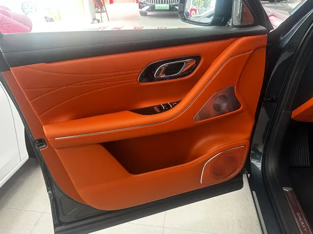 Geely Galaxy M9 — Фото автомобиля 7