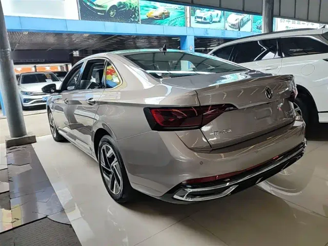 Volkswagen Sagitar — Фото автомобиля 4