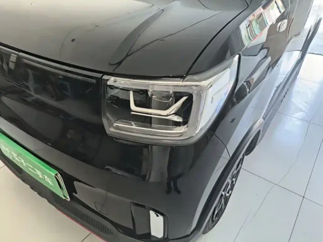 Wuling Hongguang Mini EV — Фото автомобиля 23