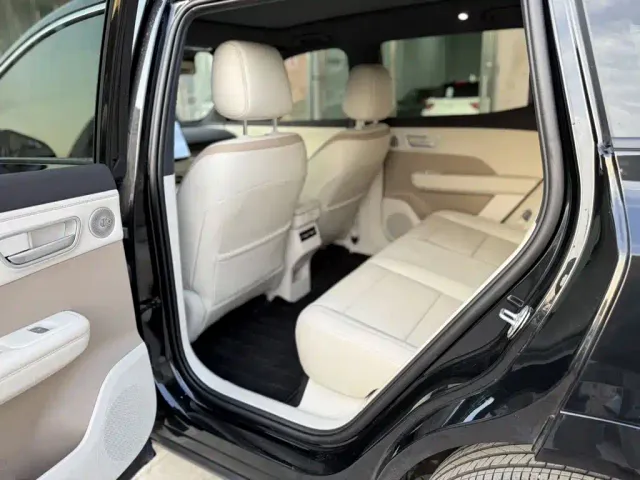 Toyota BoZhi 3X — Фото автомобиля 10