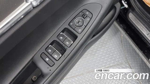 Hyundai Grandeur New — Фото автомобиля 12