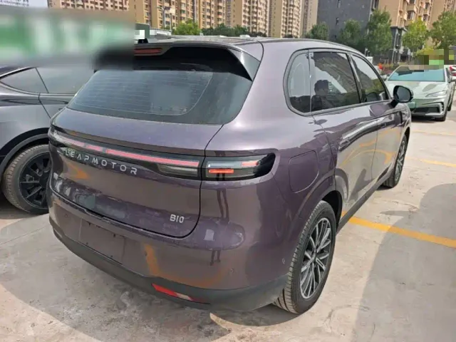 Leapmotor B10 — Фото автомобиля 6