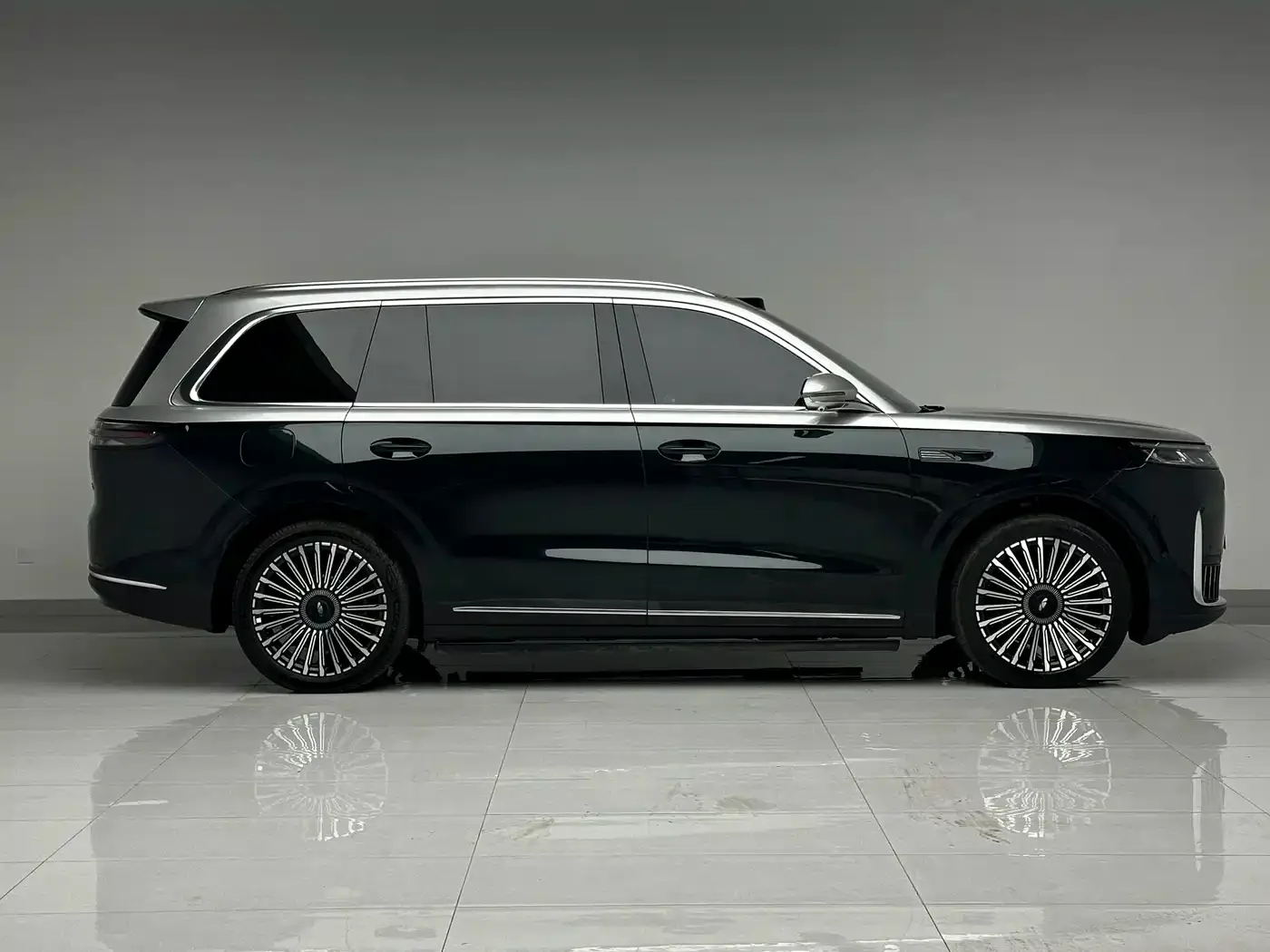 Chery Fengyun Fengyun T11 2024 Base Model — Фото автомобиля 4