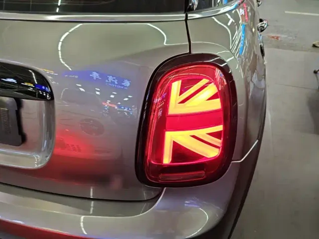 MINI Hatch — Фото автомобиля 7