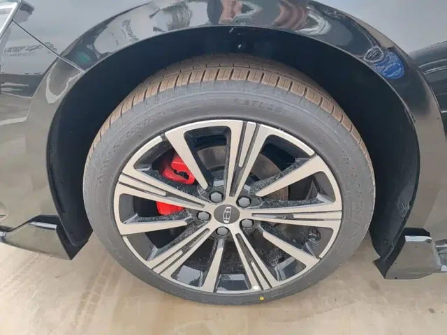 Geely Xingrui — Фото автомобиля 22