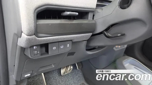 Kia EV3 — Фото автомобиля 27