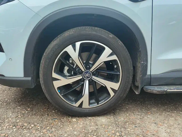 BYD Song Pro — Фото автомобиля 3