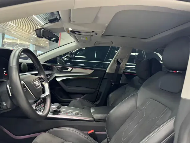 Audi Audi A7L 2024 45TFSI S-line Dream Edition Crystal Package — Фото автомобиля 3