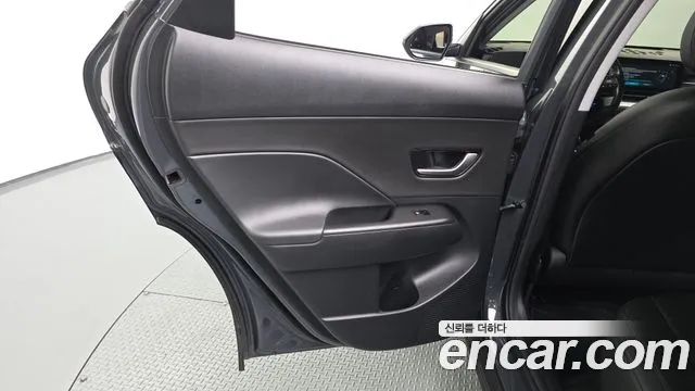 Hyundai Kona SX2 — Фото автомобиля 25