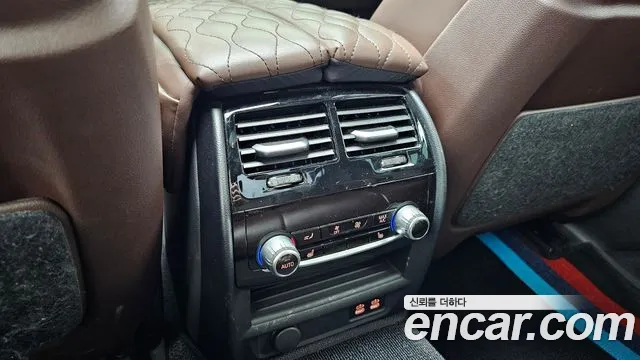BMW 5 Series G30 — Фото автомобиля 23