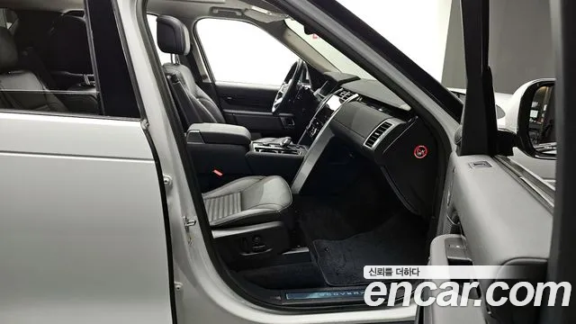 Land Rover Discovery — Фото автомобиля 11