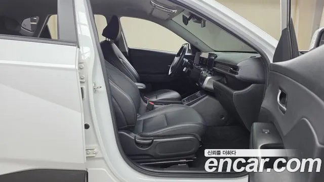 Hyundai Kona Kona (SX2) Бензин 1.6 турбо 2WD — Фото автомобиля 11