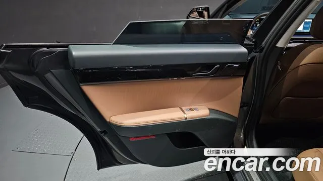 Hyundai Grandeur GN7 — Фото автомобиля 14
