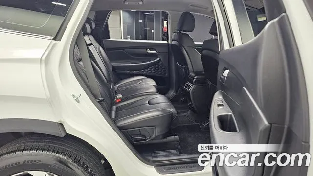 Hyundai Santafe Новый Santa Fe Бензин 2.5T 2WD — Фото автомобиля 12