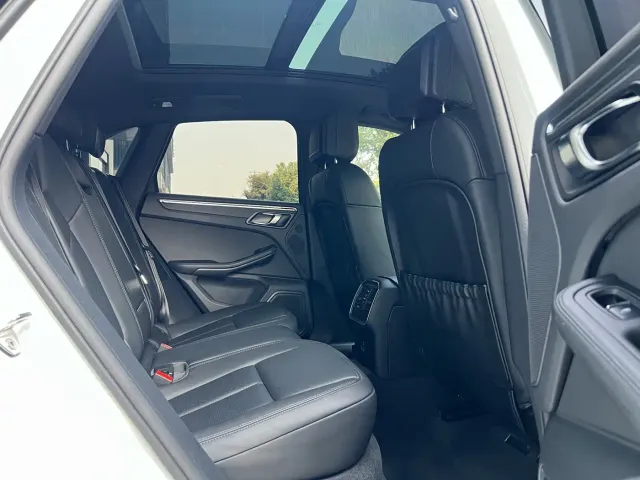 Porsche Macan — Фото автомобиля 13