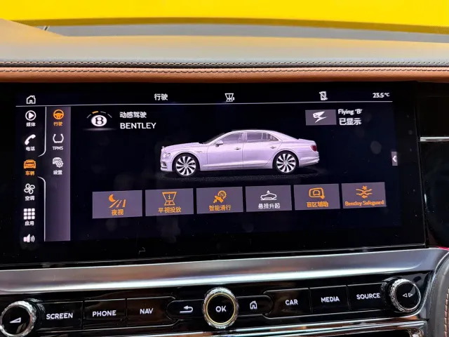 Bentley Flying Spur — Фото автомобиля 20