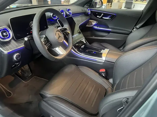Mercedes-Benz C-Class — Фото автомобиля 3