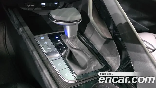 Hyundai Avante CN7 — Фото автомобиля 8