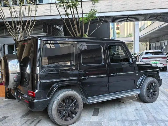 Mercedes-Benz G-Class — Фото автомобиля 24