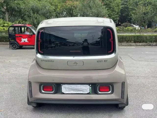Baojun KiWi EV — Фото автомобиля 5
