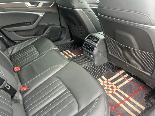 Audi A6L — Фото автомобиля 8