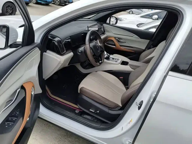 BYD Song Pro — Фото автомобиля 15