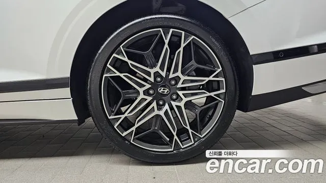 Hyundai Grandeur GN7 — Фото автомобиля 6