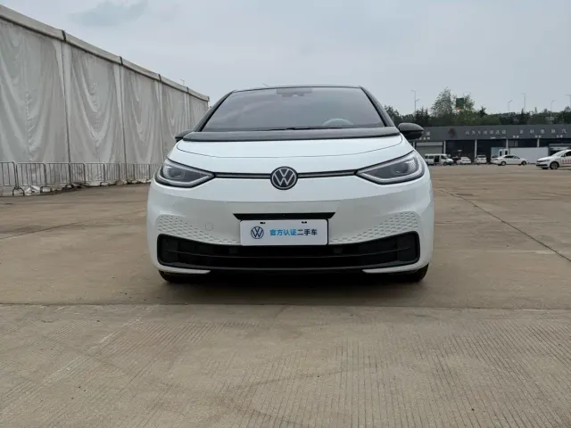 Volkswagen ID.3 — Фото автомобиля 2