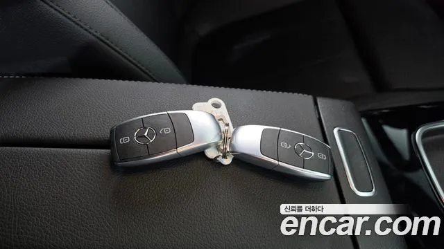 Mercedes-Benz A-Class W177 — Фото автомобиля 13