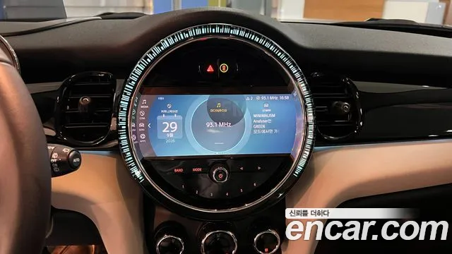 MINI Cooper — Фото автомобиля 12