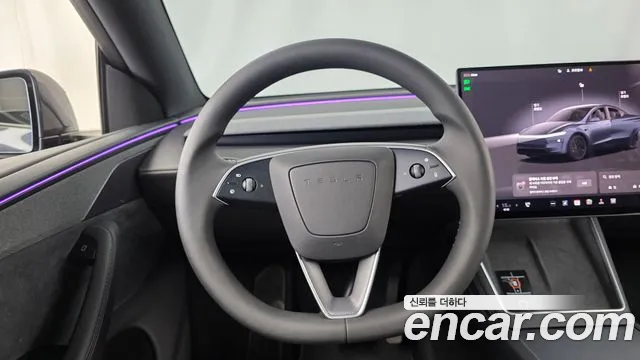 Tesla Model Y — Фото автомобиля 18