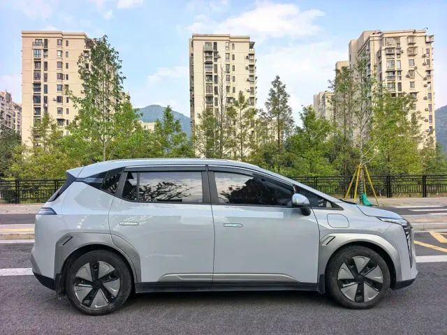GAC Aion Y — Фото автомобиля 14