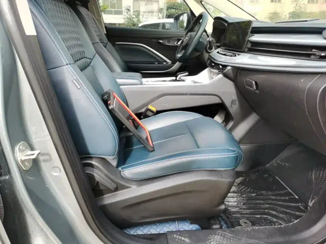 Geely Jiaji — Фото автомобиля 24