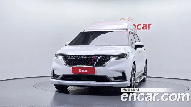 Kia Canival Carnival 4 поколение Бензин 7 мест Hi-Limousine — Фото автомобиля 3