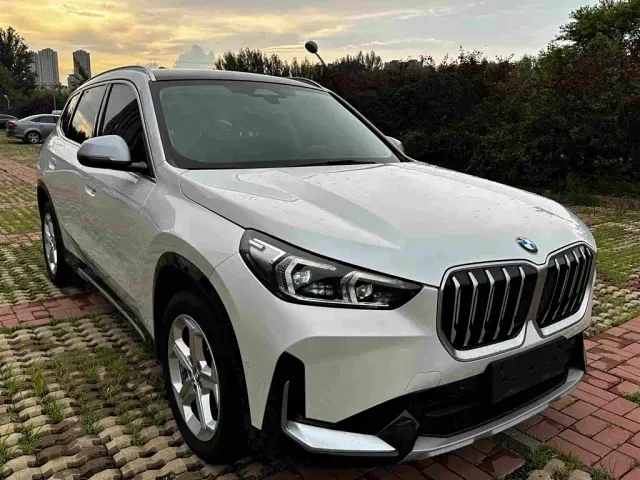 BMW X1 — Фото автомобиля 3