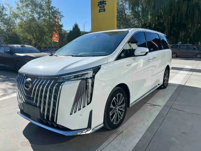 Фотография автомобиля — GAC Trumpchi M8