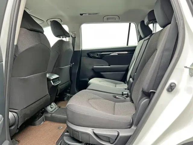 Toyota Highlander — Фото автомобиля 17