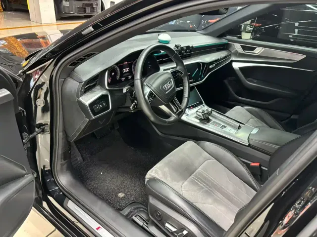 Audi A6L — Фото автомобиля 4