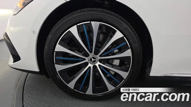 Mercedes-Benz EQE V295 — Фото автомобиля 5