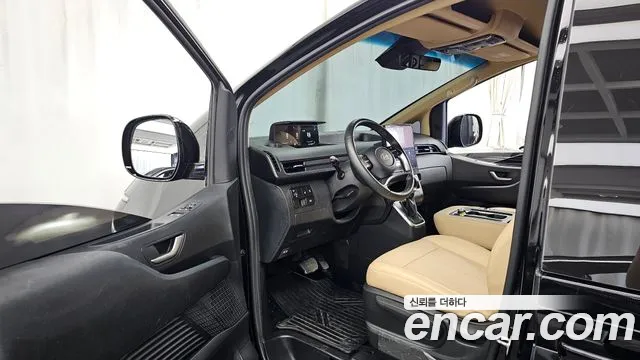 Hyundai Staria — Фото автомобиля 15