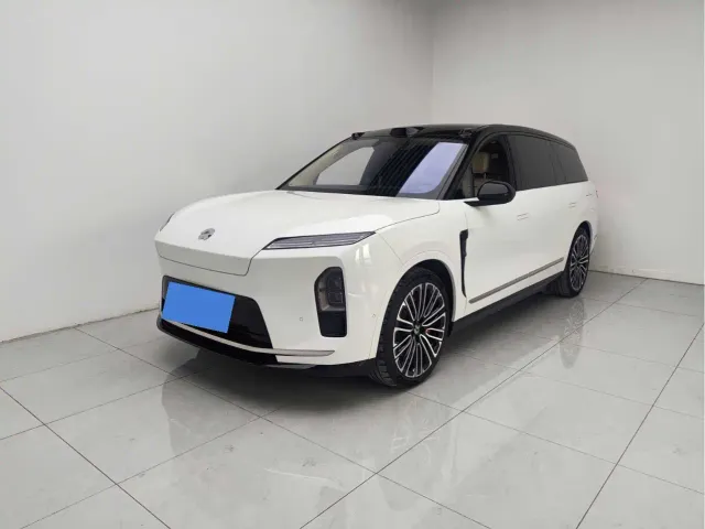 Nio ES8 — Фото автомобиля 2